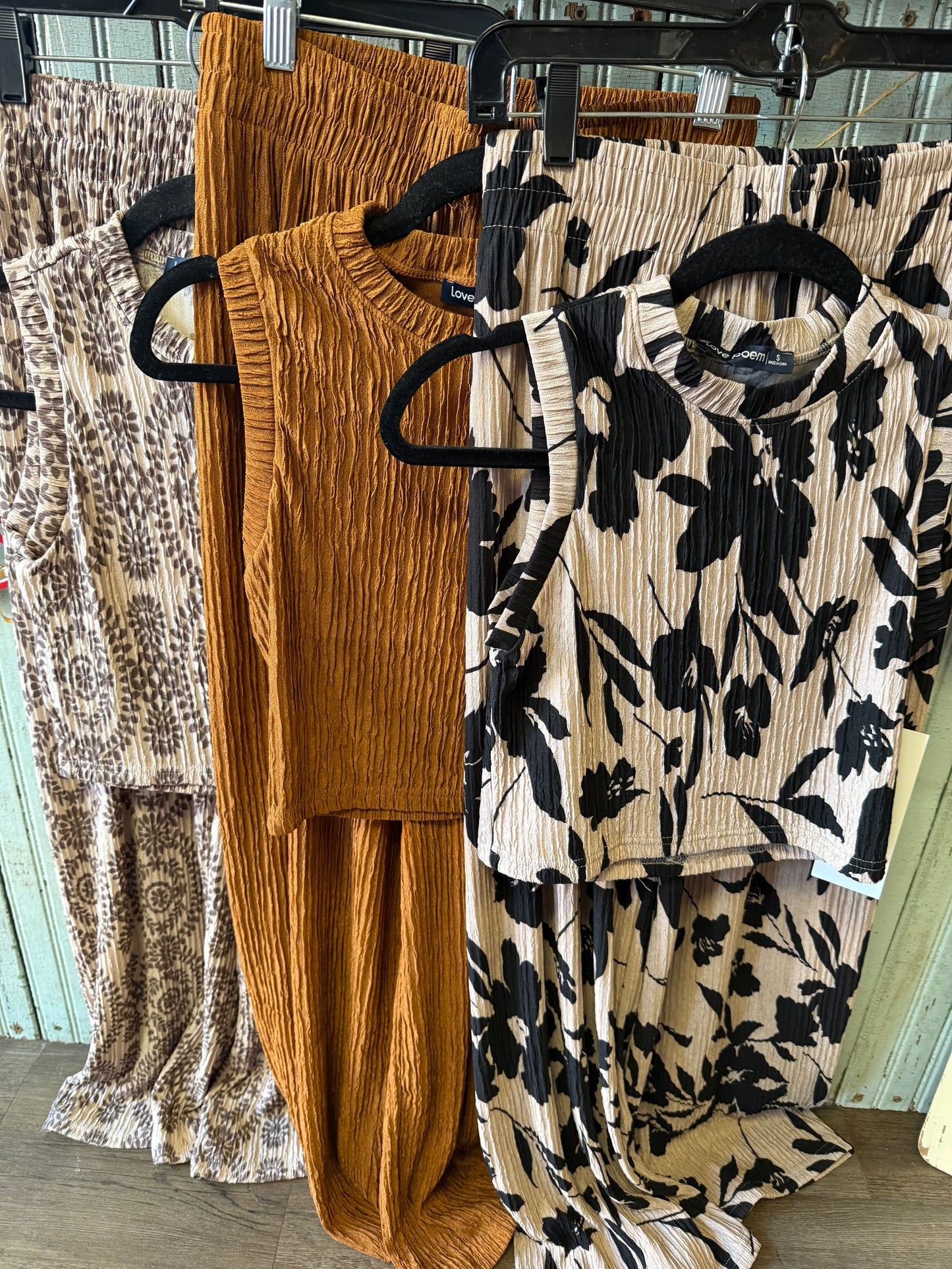 Comfy Cropped Top w/ Pants set