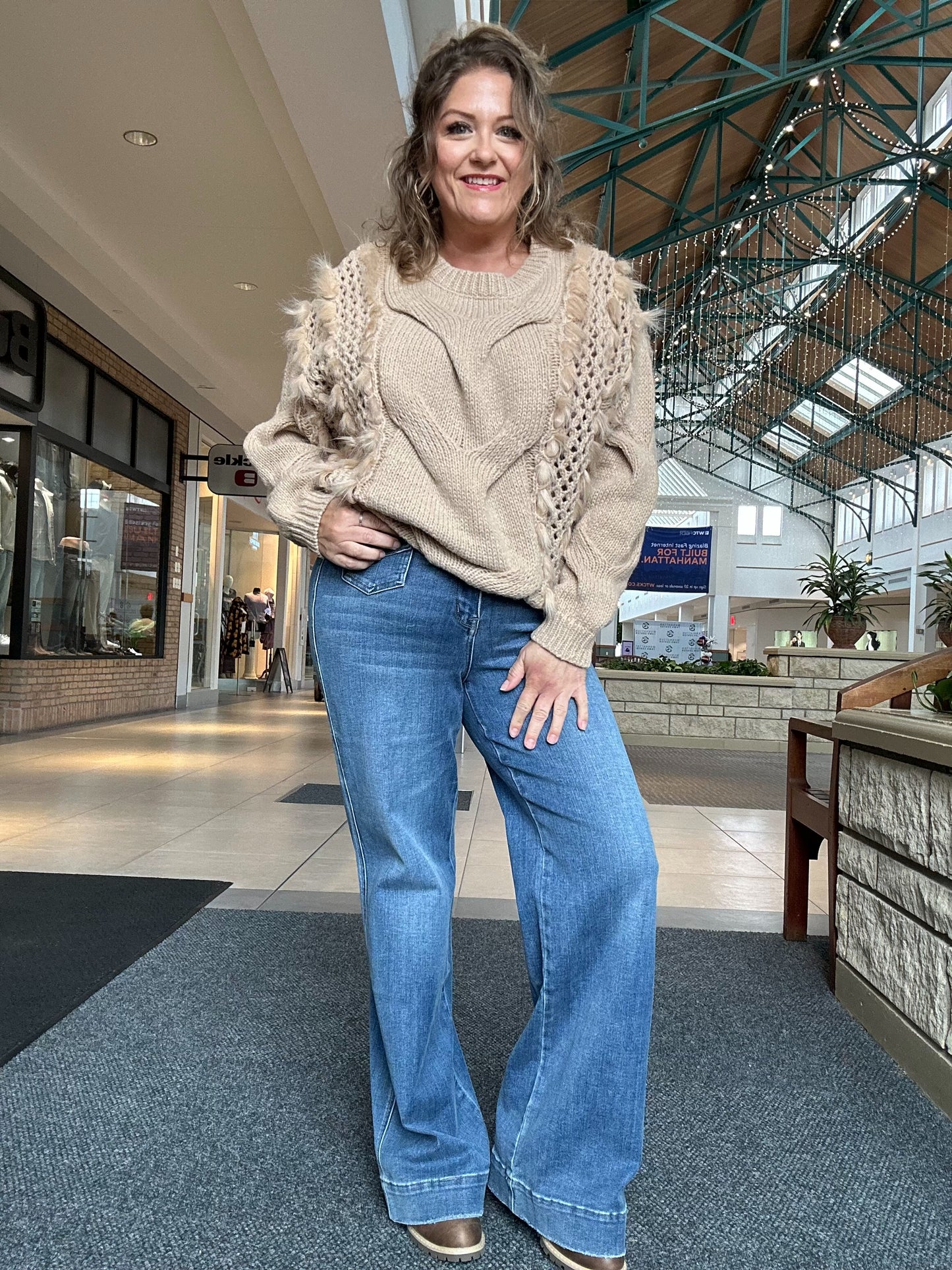 SUPER HIGH RISE SKATER JEANS WITH FRONT FLAP POCKET// Mica
