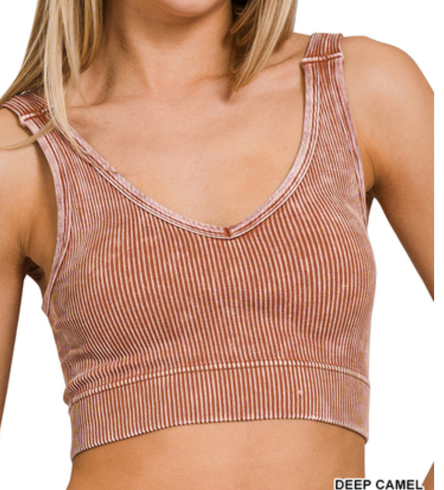 Stone washed ribbed seamless padded tank top