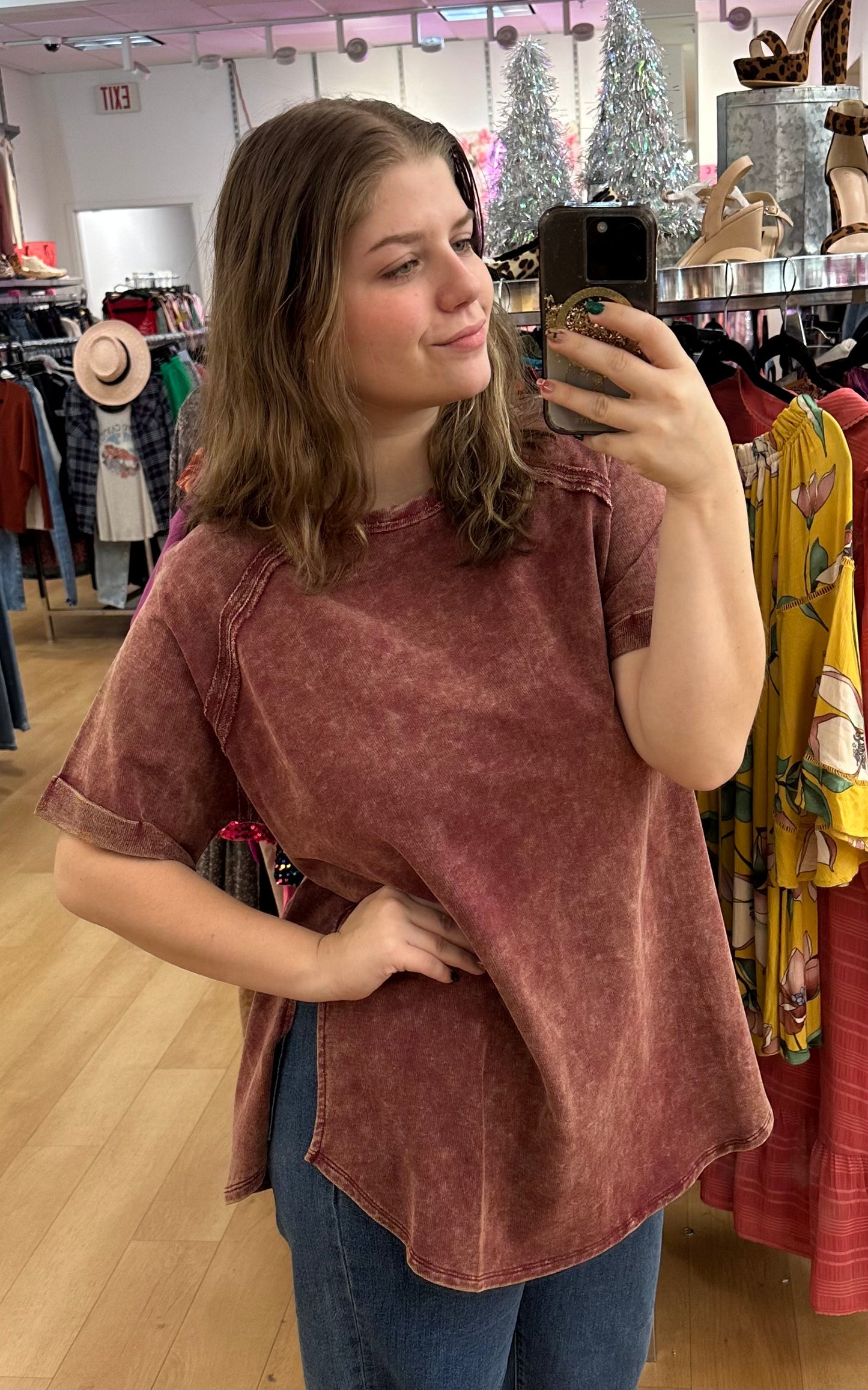 Acid wash t-shirt with side slit