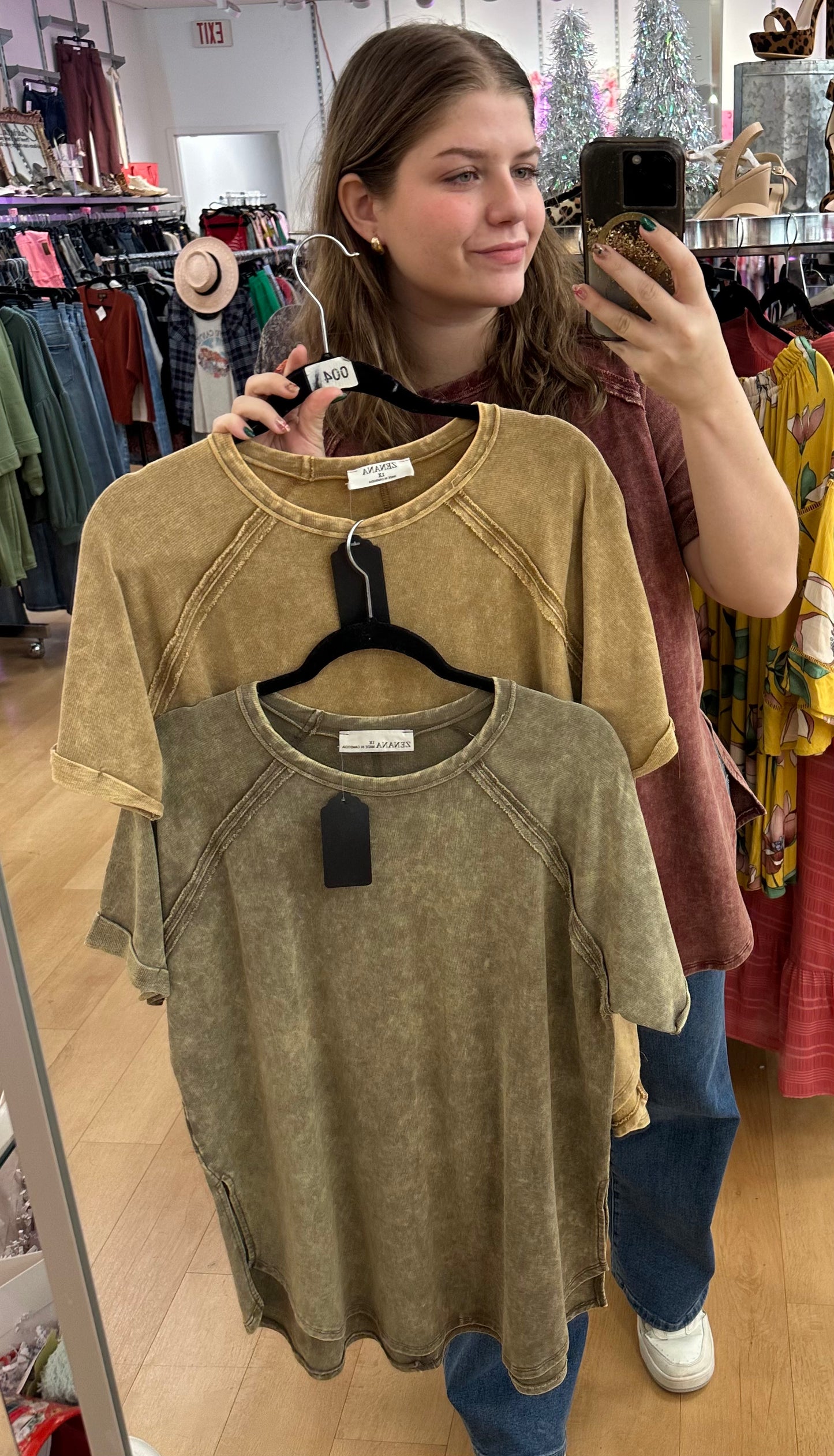 Acid wash t-shirt with side slit