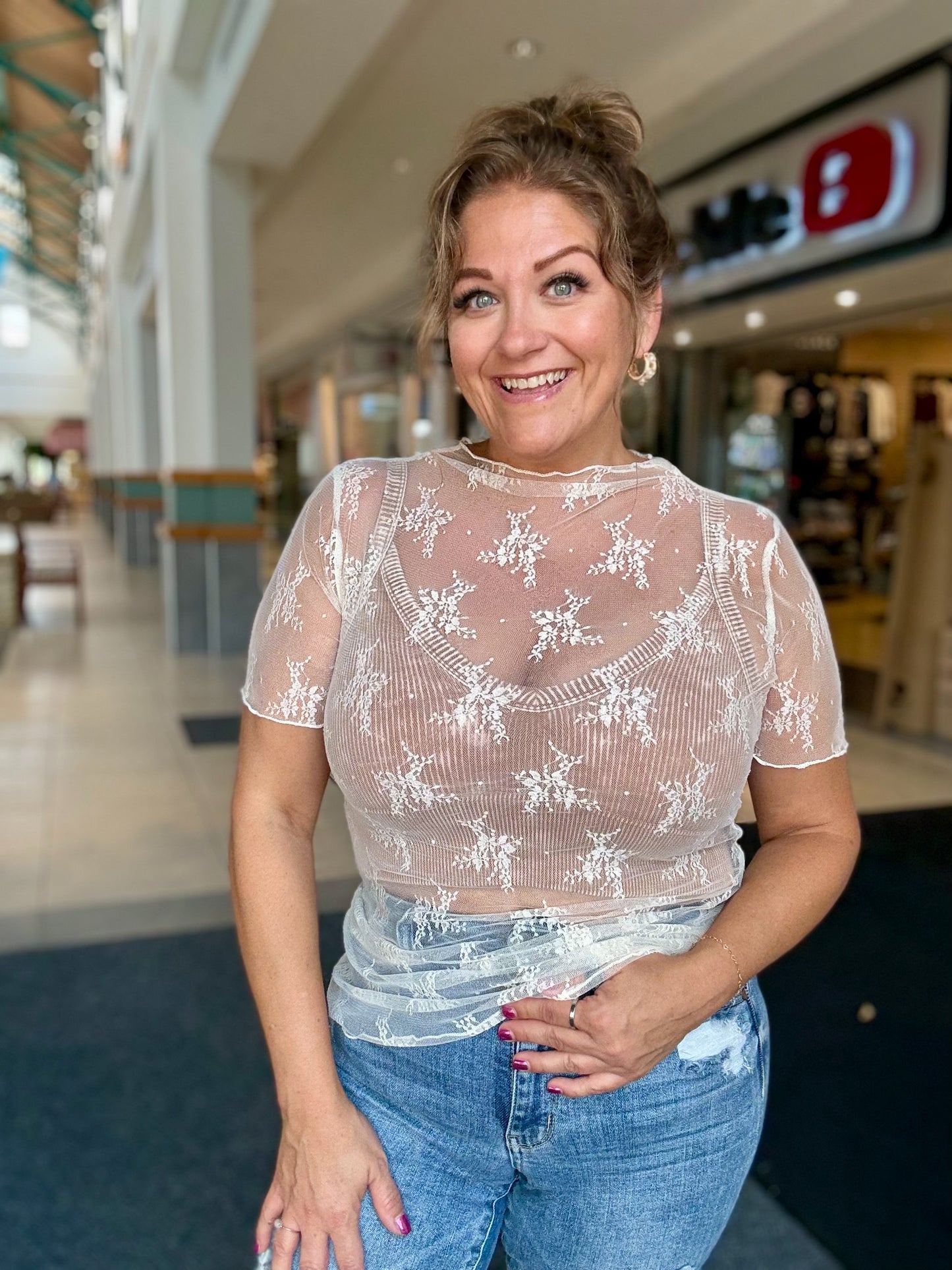 Plus Mesh Lace High Neck Design Short Sleeve Fitte