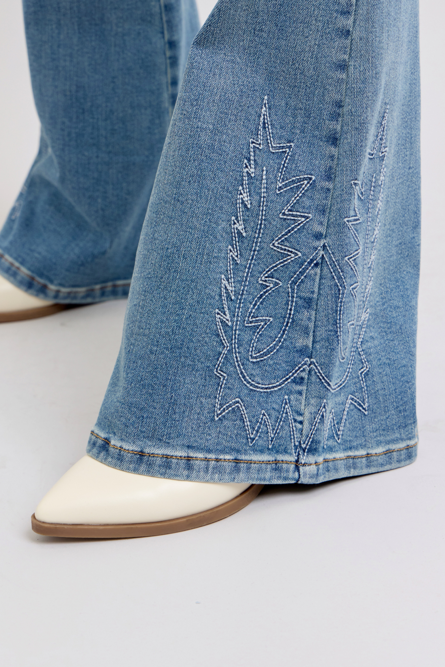 Judy Blue Western Embroidery Detailed Flare