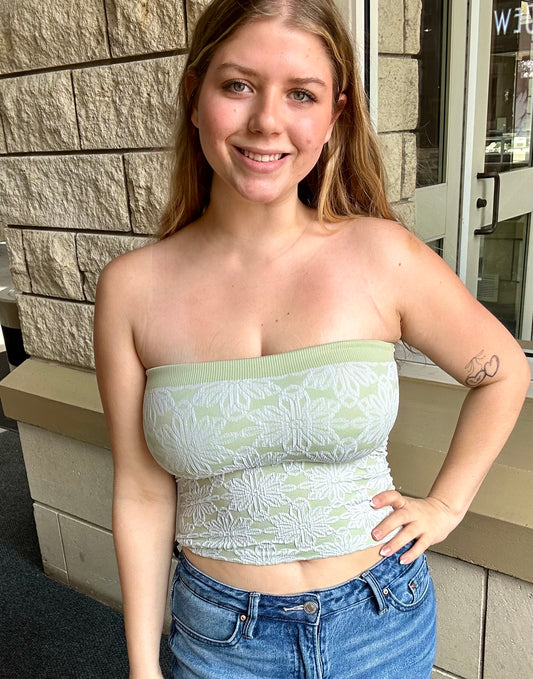 Sweet Muse Strapless Top
