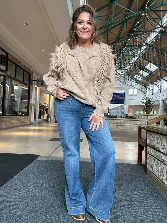 SUPER HIGH RISE SKATER JEANS WITH FRONT FLAP POCKET// Mica