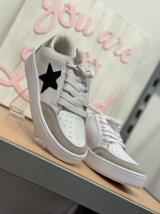 Black Silver Star Shoe
