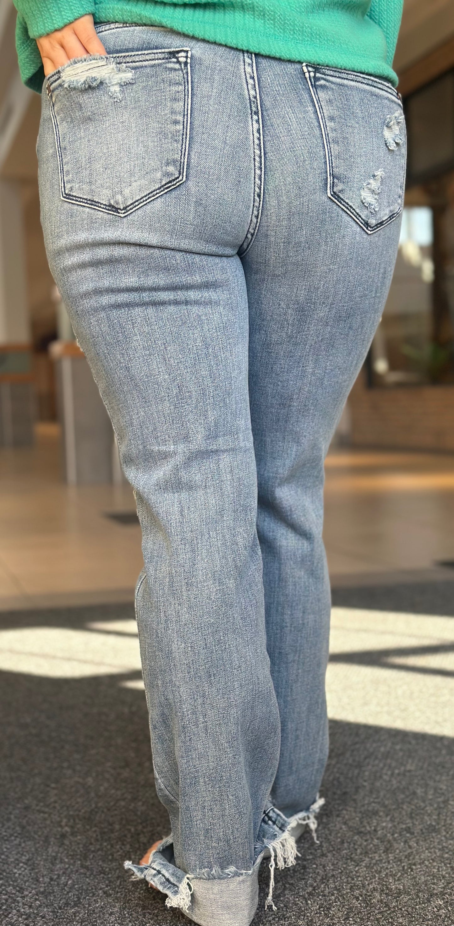 Judy Blue Mid Rise Distressed Jeans